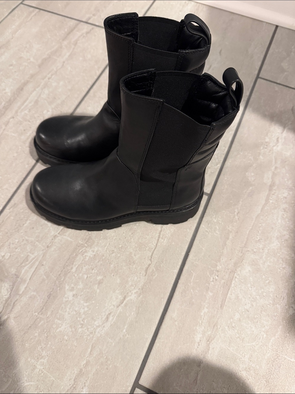 Vagabond Black Leather Combat Boots - Picture 2 of 3